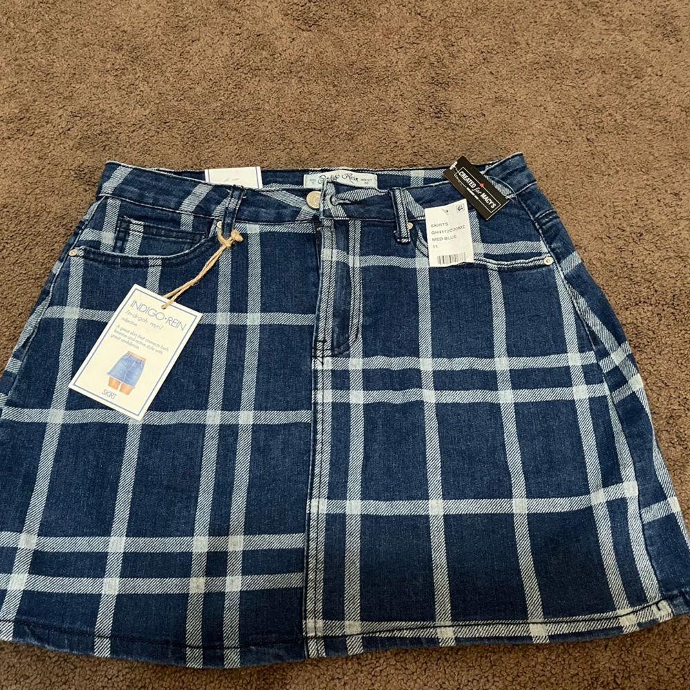 Indigo Rein denim skirt. Size 11.